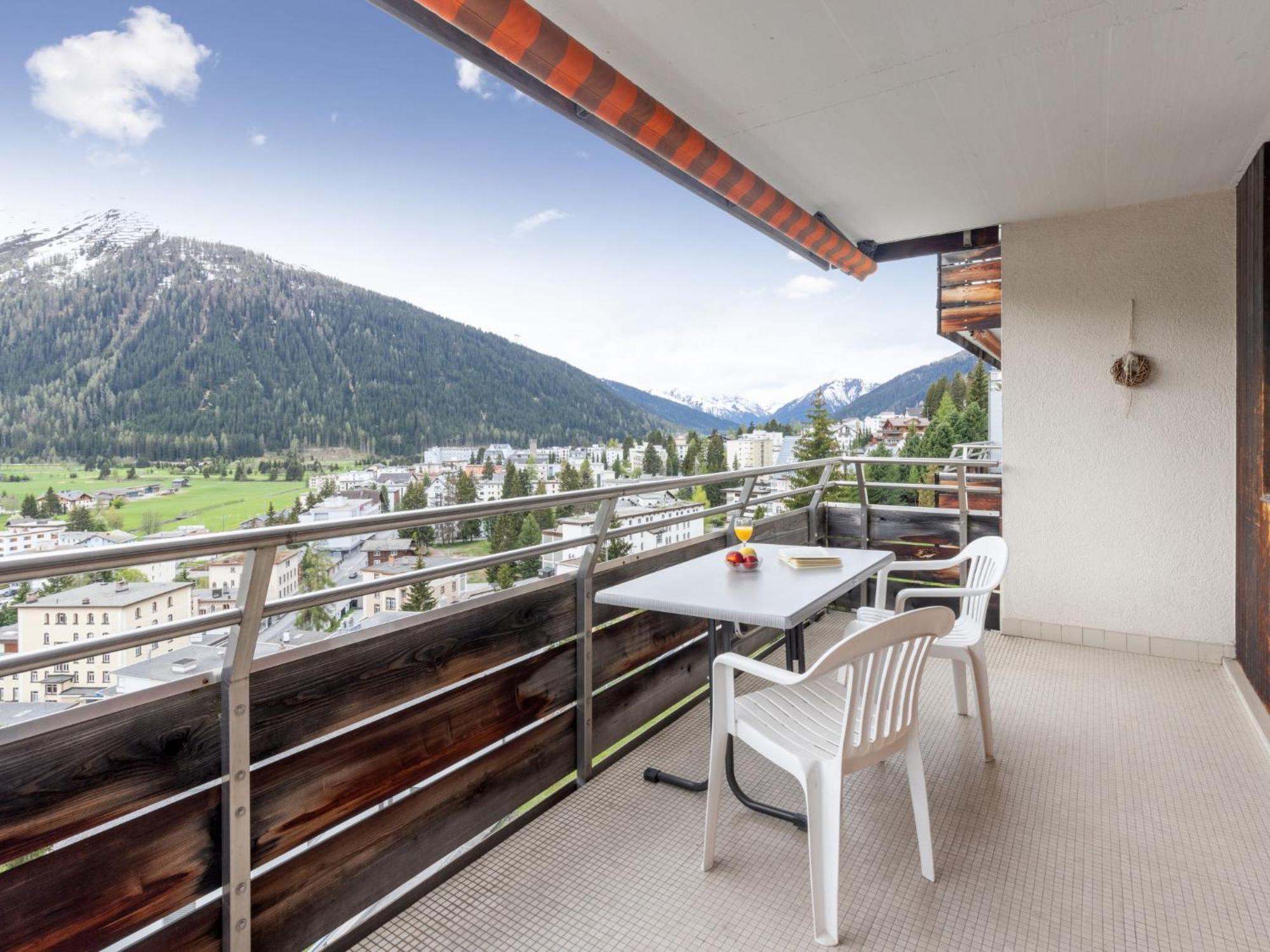 Apartment Guardaval - Utoring-1 By Interhome Davos Eksteriør bilde