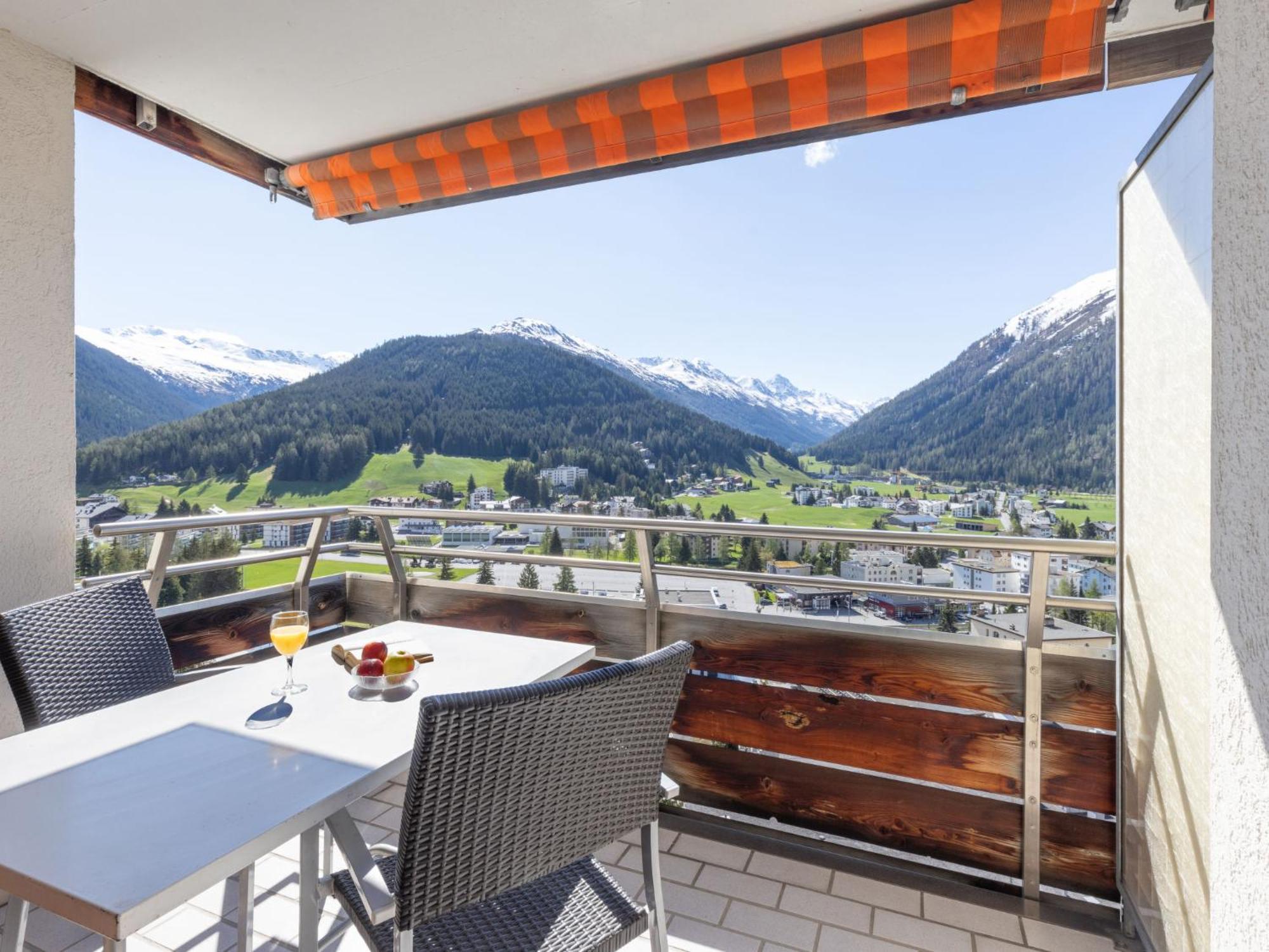 Apartment Guardaval - Utoring-1 By Interhome Davos Eksteriør bilde